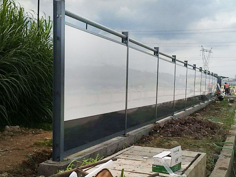 Movable enclosure D