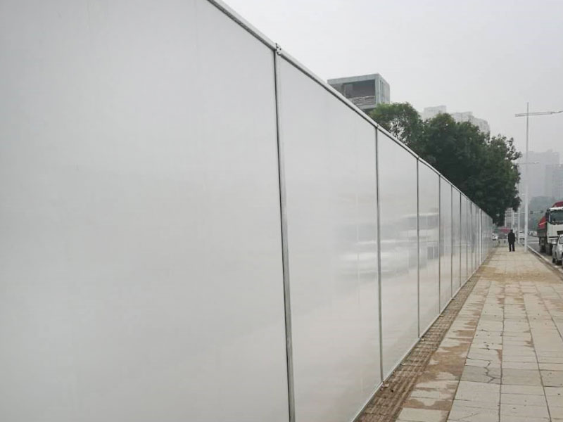 Movable enclosure W